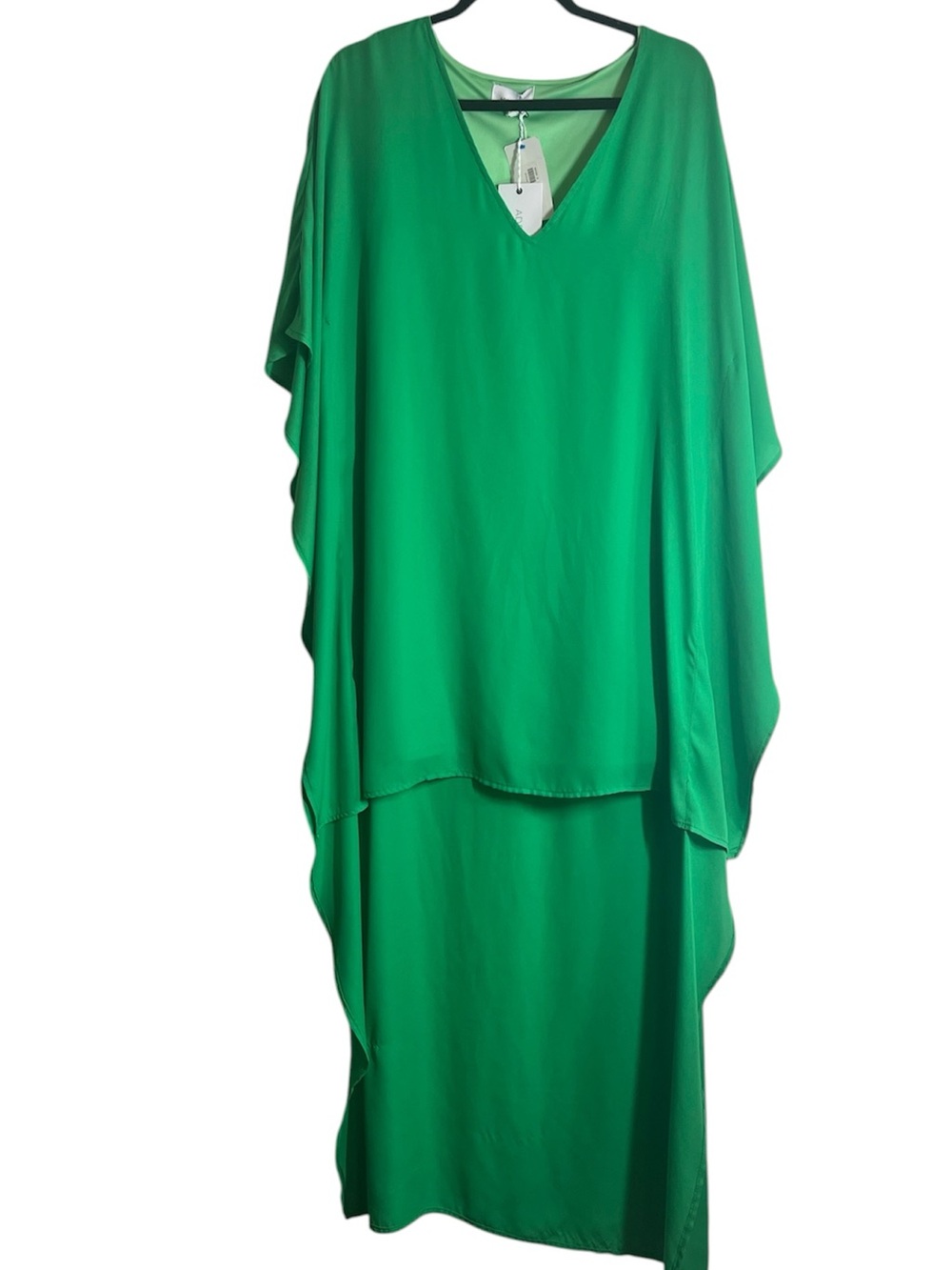 NWT Adrienne Vibrant Green Women's V-Neck Layered Dress Size Medium